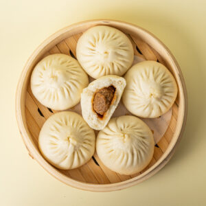 Chinese Steamed Pork Buns (Baozi)